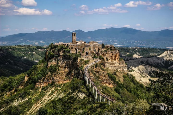3 giorni nel Lazio per Capodanno: Viterbo, Civita di Bagnoregio e Lago di Bolsena